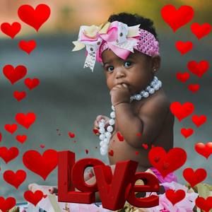 Meet your Posher, Dee dee